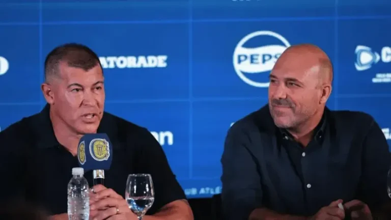 Belloso banca a Almirón y apunta contra Quintana