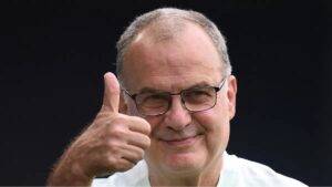 Bielsa debuta como DT de Uruguay