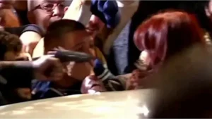 Fachada de tribunales mientras se define una causa por el ataque a Cristina Kirchner