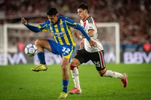 Central sorprendió a River y festejó en el Monumental
