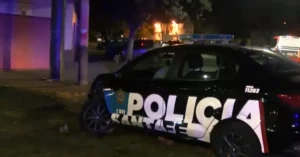 Patrullero y operativo policial en Rosario