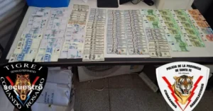 Patrullero policial en zona oeste de Rosario