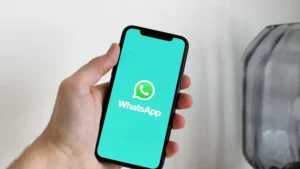 Cómo ocultar chats de WhatsApp sin que nadie lo note