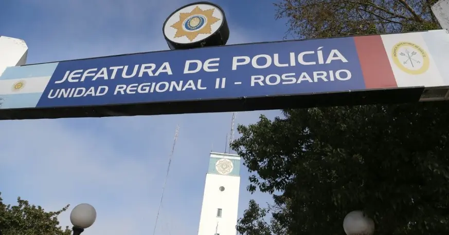 Condenan a tres policías arrepentidos por fraude en combustible