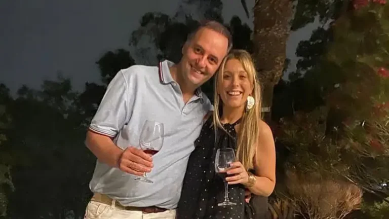 Denunciaron desvío de custodia para la pareja de Manuel Adorni