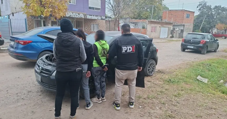 Detuvieron a cuatro sospechosos con un auto ligado a un crimen en Rosario