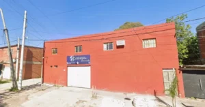 Patrullero en un operativo policial en Rosario