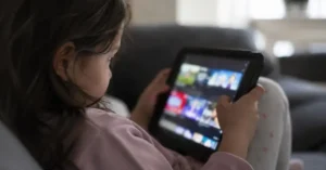 Diputados avanza con ley para uso saludable de pantallas