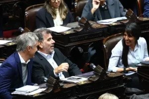 Diputados frena agenda para contener el caso Adorni