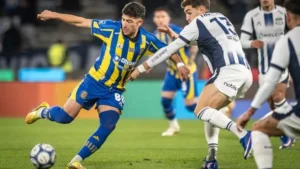 Doblete de Di María y empate agónico de Central en Córdoba