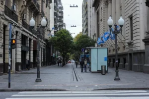 Jornada de domingo fresca y nublada en Rosario
