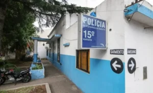 Dos policías presos por extorsionar a detenidos en una comisaría