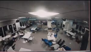 momentos de terror en una estación de servicio