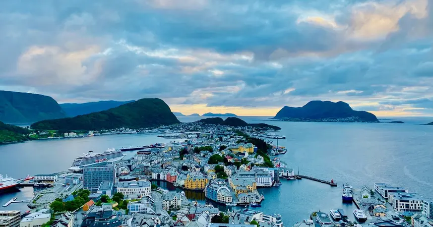 El archipiélago europeo donde podés vivir y trabajar sin visa