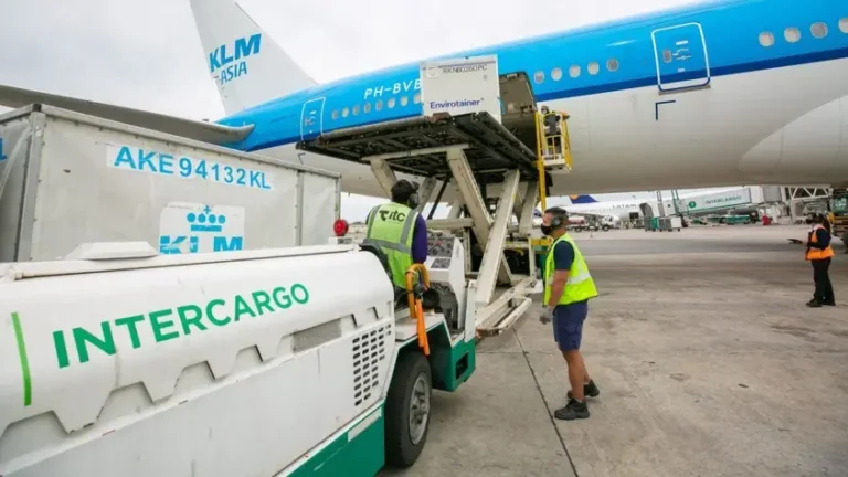 El Gobierno acelera la privatización de Intercargo