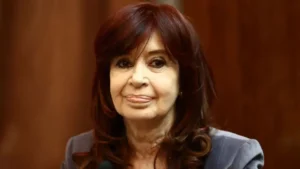 Debate político por la restitución de la pensión a Cristina Kirchner