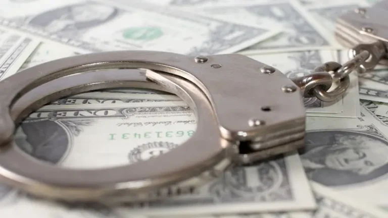 El Gobierno lanza Consejo Federal contra delitos económicos