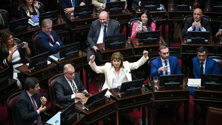 El Gobierno promulgó la reforma laboral y cambian despidos