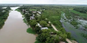 Crecida del río Paraná frente a Rosario