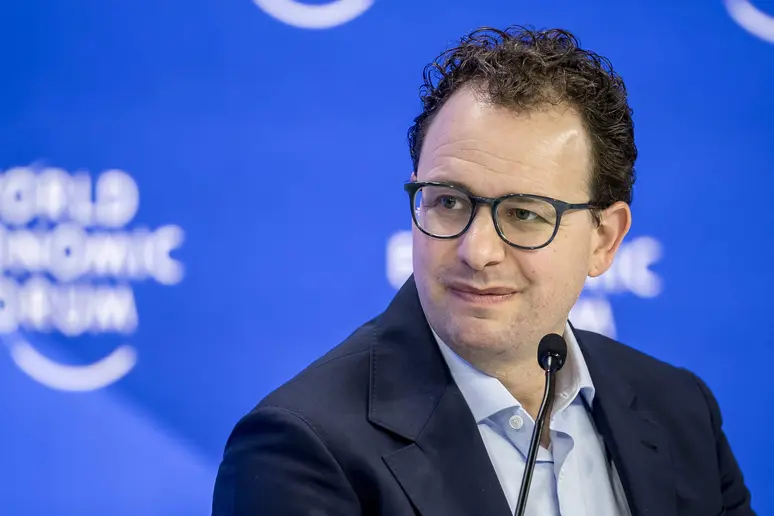 Europa acelera el debate por la regulación de la IA