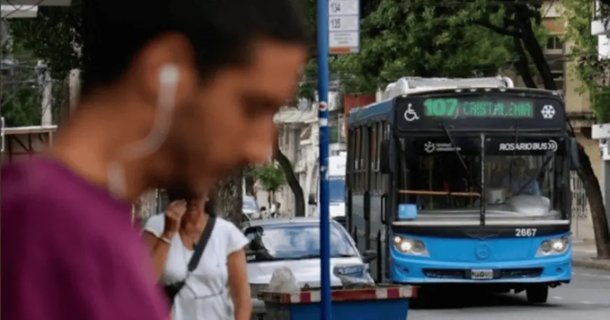 Feriado del 1° de Mayo: cómo funcionarán los servicios en Rosario