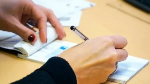 Debate político sobre el Fondo de Asistencia Laboral
