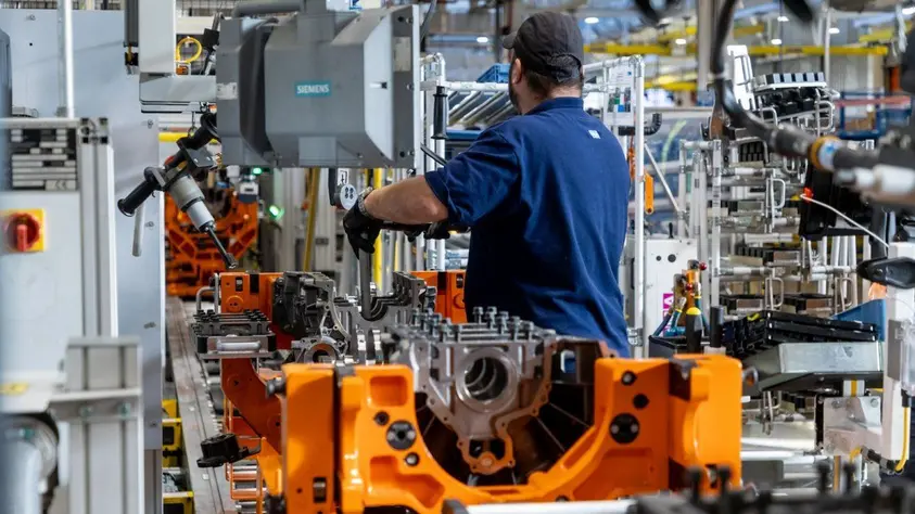 Fuerte caída de la producción automotriz en el primer cuatrimestre
