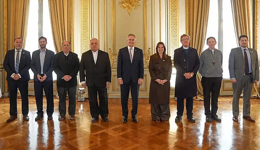 Gobierno e Iglesia coordinan la visita del papa León XIV