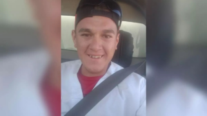 Fue a atenderse por un dolor de muela y murió