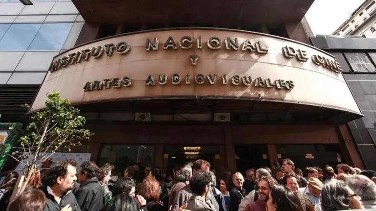 El INCAA lanzó un concurso de microficción con premios en dólares