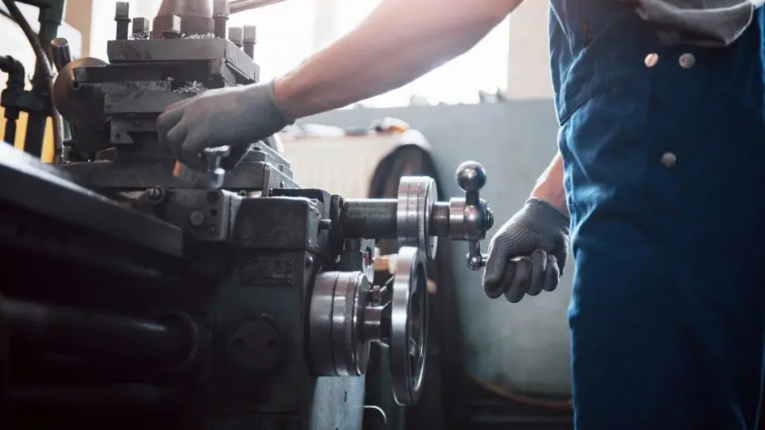 Industria en alerta: cae el empleo y vuelve a niveles de 1985