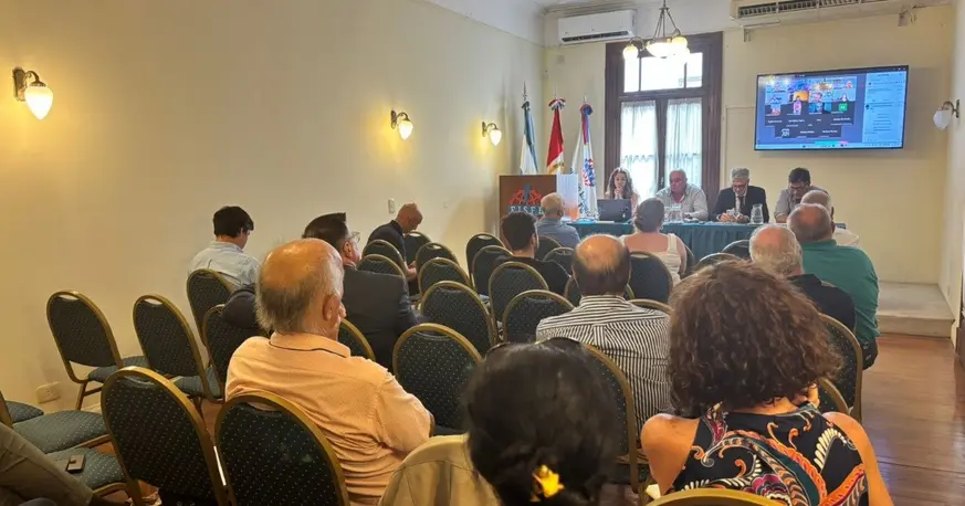 Industriales alertan por crisis que amenaza fábricas santafesinas