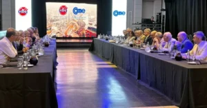Industriales y pymes alertan por cierres y empleo en Santa Fe