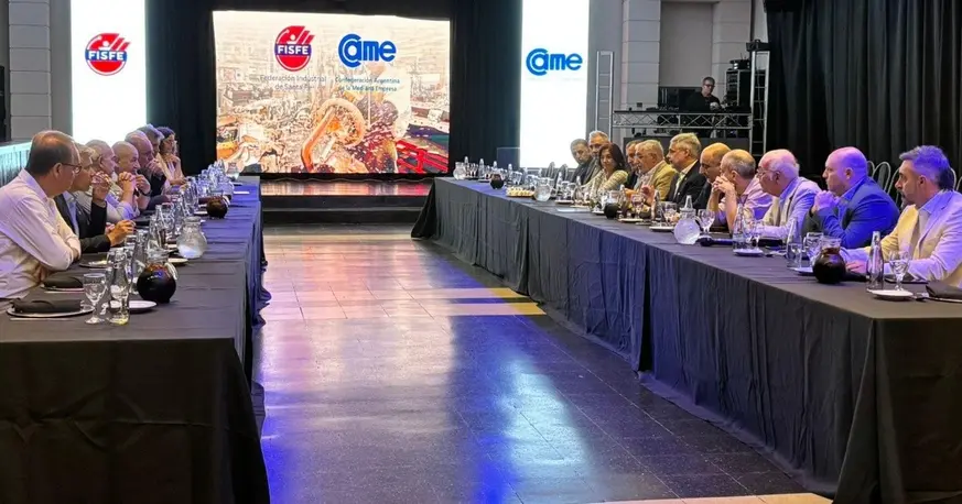 Industriales y pymes alertan por cierres y empleo en Santa Fe