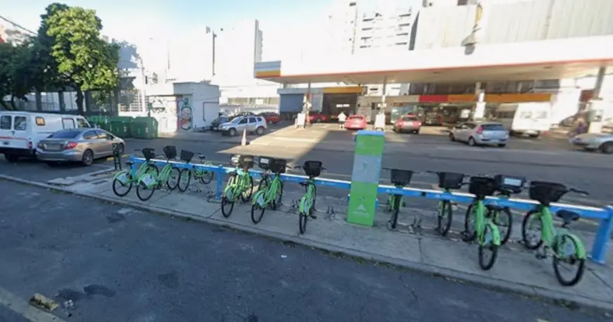 Intentó atacar con una jeringa a una inspectora en Avenida Francia