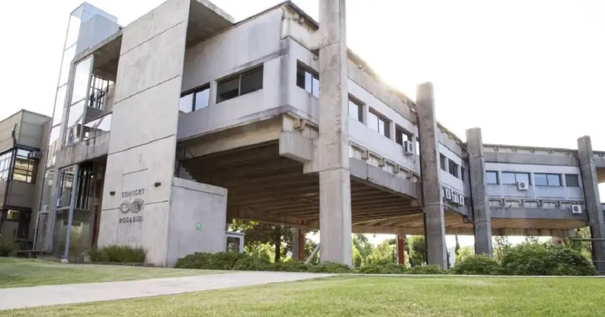 Investigadores del Conicet protestaron en Rosario por becas