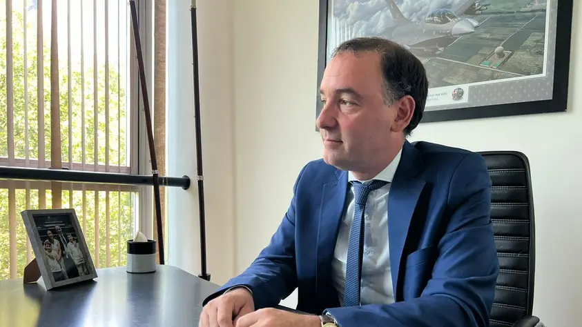 Investigan el patrimonio del hermano de Manuel Adorni