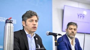 Axel Kicillof cuestiona al presidente Javier Milei por el caso YPF