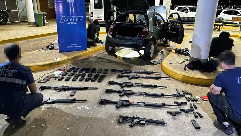 La Aduana frenó el tráfico de armas en la Triple Frontera