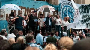 La CGT va a la Justicia contra la reforma laboral