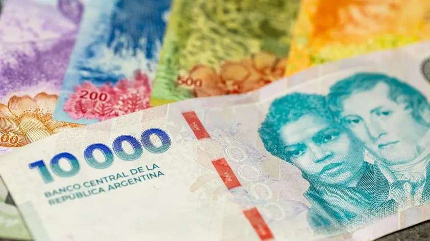 La deuda pública marcó un récord y llegó a u$s 496.676 M