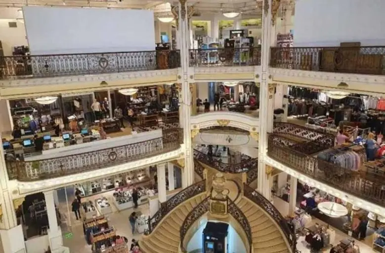 La Favorita: se cae el acuerdo en pleno microcentro