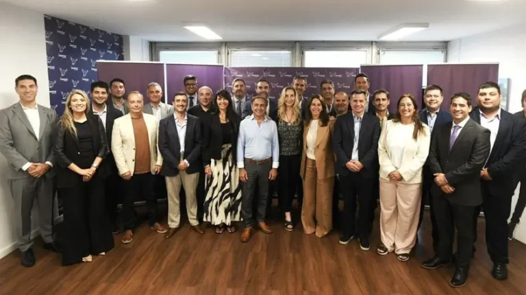 La Libertad Avanza alinea sus 24 distritos y empuja la Boleta Única