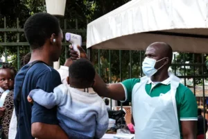 La OMS alerta por alto riesgo epidémico de ébola en África