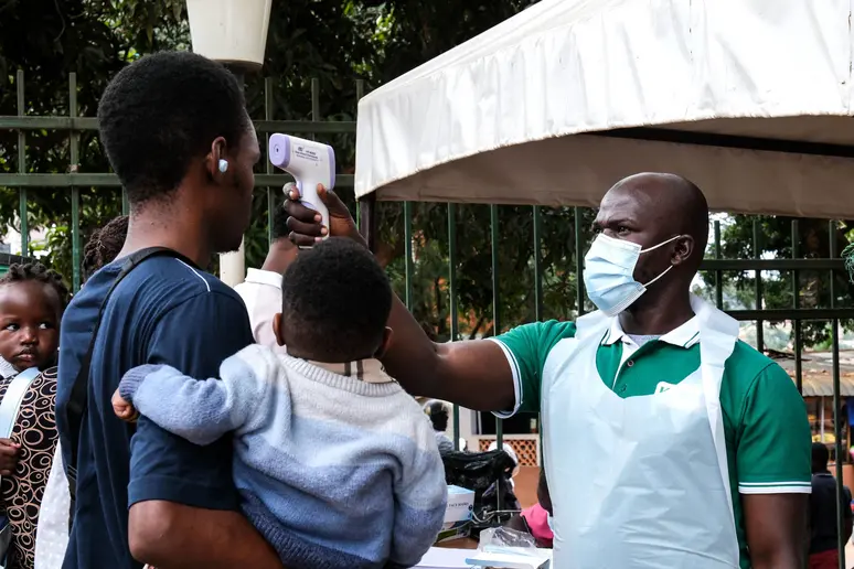 La OMS alerta por alto riesgo epidémico de ébola en África