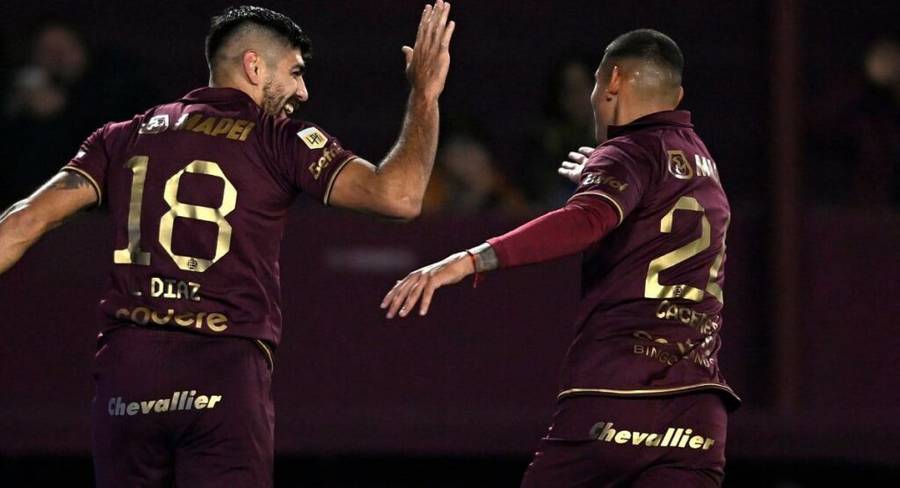 Si bien Lanús tuvo varias chances de marcar, el gol de Leandro Díaz fue suficiente para mostrar las deficiencias del equipo. 