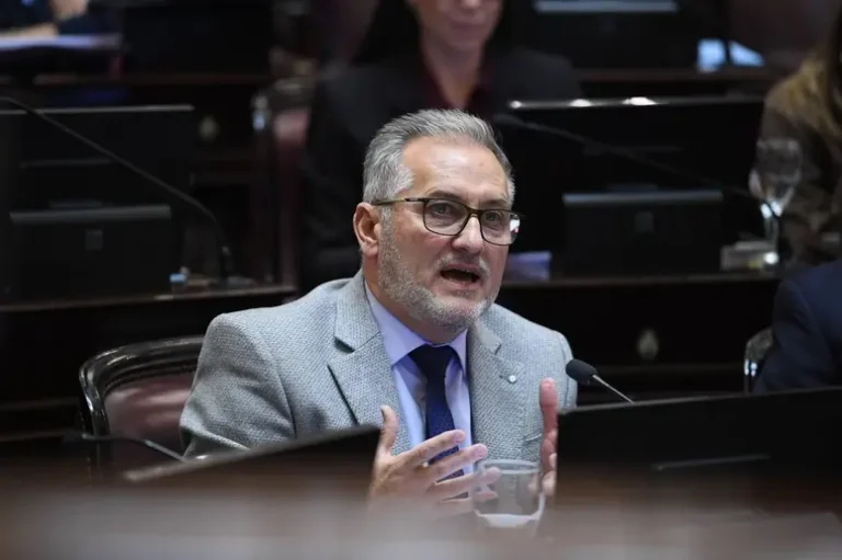 Lewandowski pidió leyes de alivio para pymes y familias