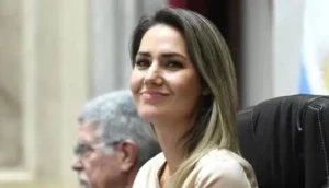 Carolina Losada en el Concejo rosarino