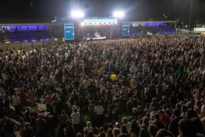 Más de 30 mil personas coparon la ex Rural a puro folclore
