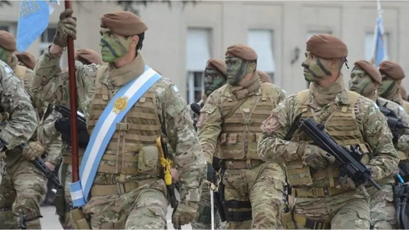 Milei dirige fondos de privatizaciones a Defensa y Fuerzas Armadas